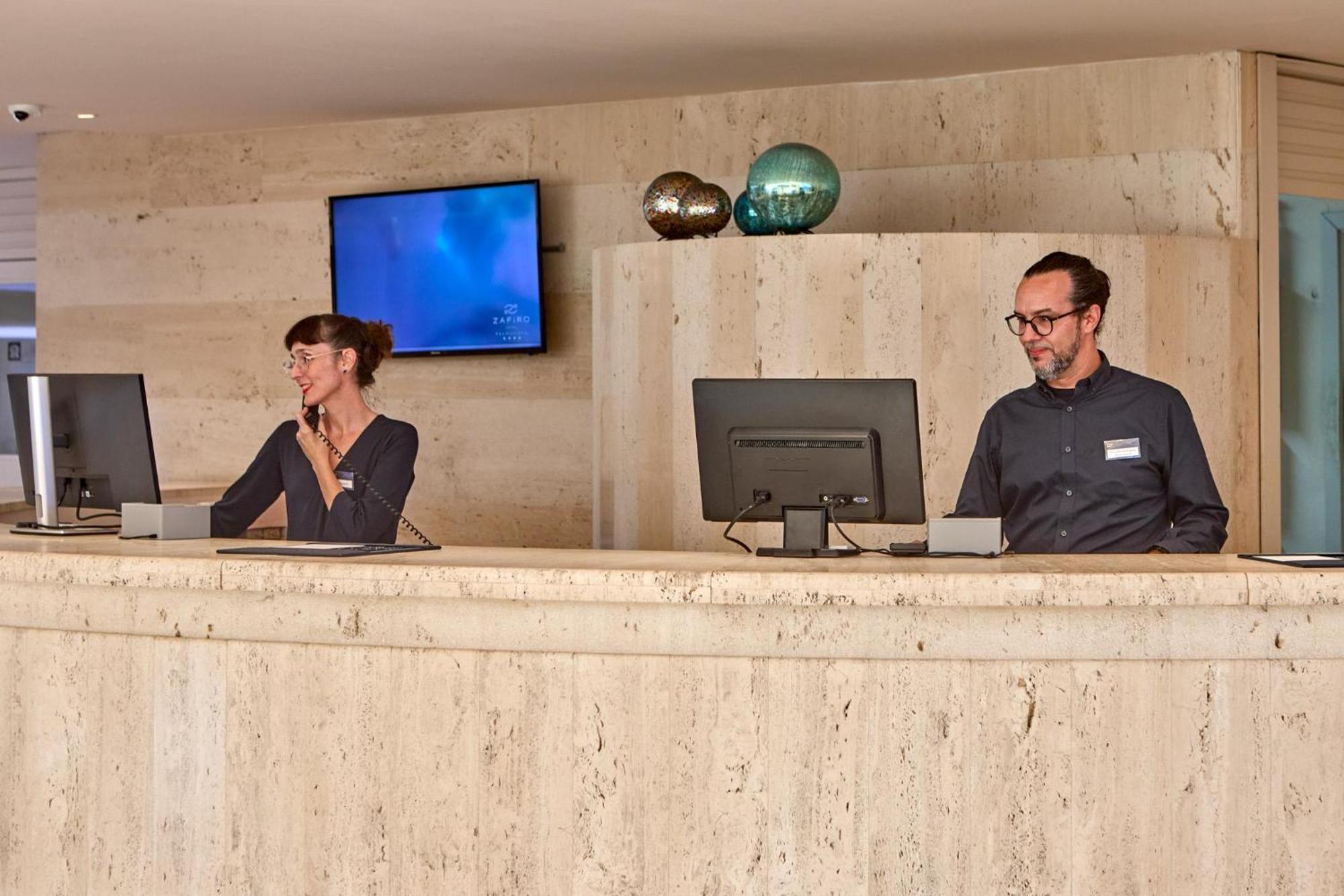 Zafiro Palmanova Aparthotel Bagian luar foto