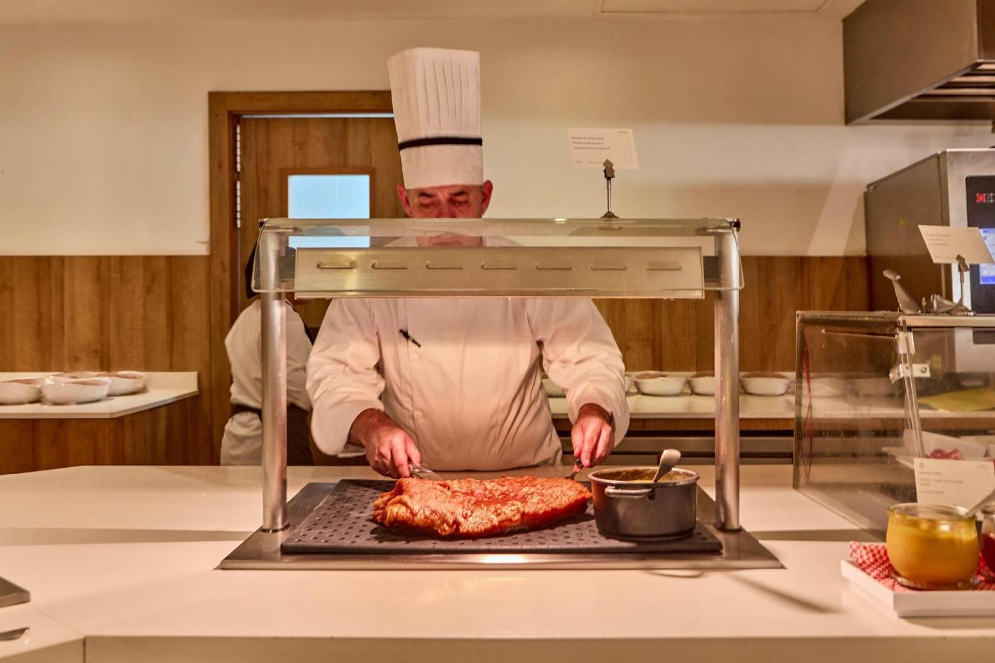 Zafiro Palmanova Aparthotel Bagian luar foto